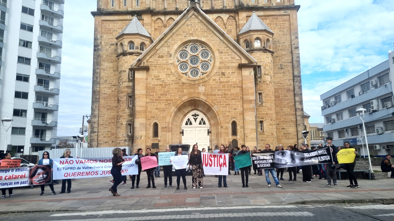 Sociedade clama por Justiça contra o abuso infantil