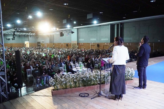 Congresso de Educação tem mais de 3 mil participantes