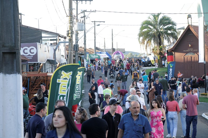 Expolages 2025 inicia nesta quarta-feira