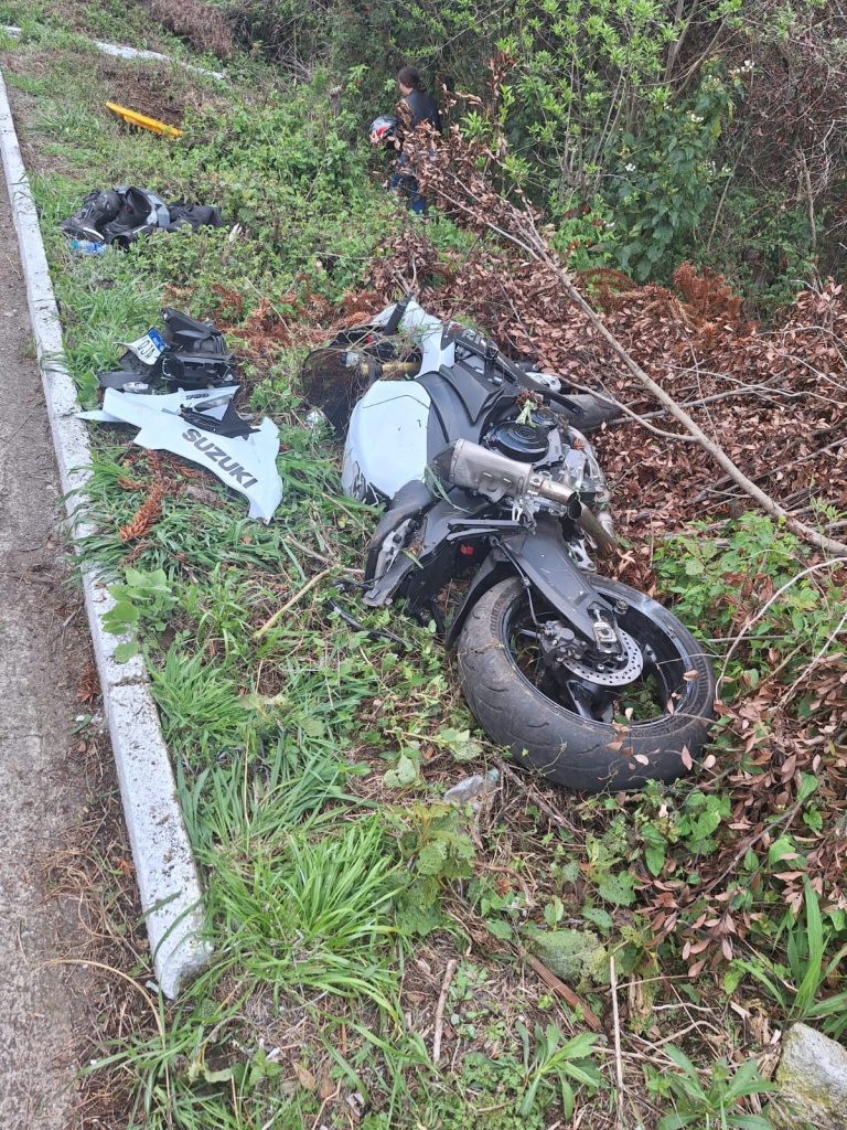 Acidente com casal de motociclistas na SC 390, em Bom Jardim da Serra
