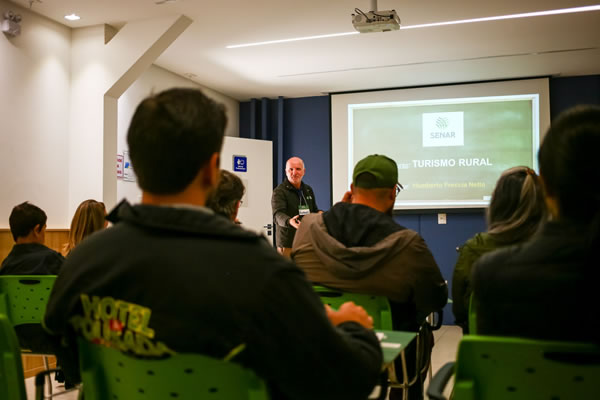 Qualificação em Lages: Turismo Rural como gerador de renda e novos negócios