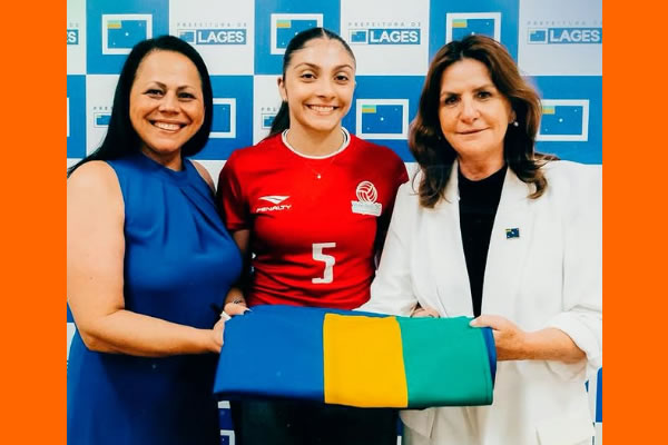 Jogadora de vôlei lageana é contratada por equipe dos EUA