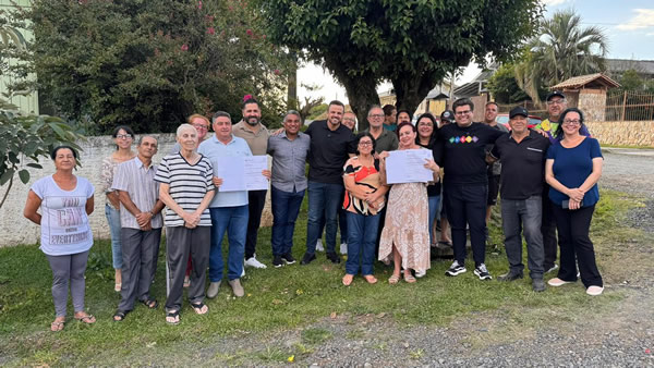 Lucas Neves garante novas obras de pavimentação em Lages